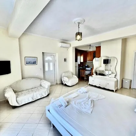 Sunset In - Sea View & Balcony فندق ساراندا