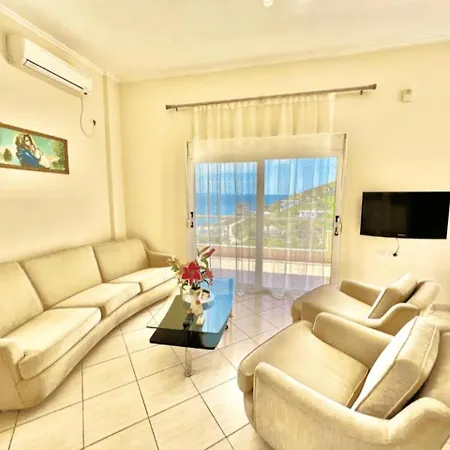 فندق Sunset In - Sea View & Balcony