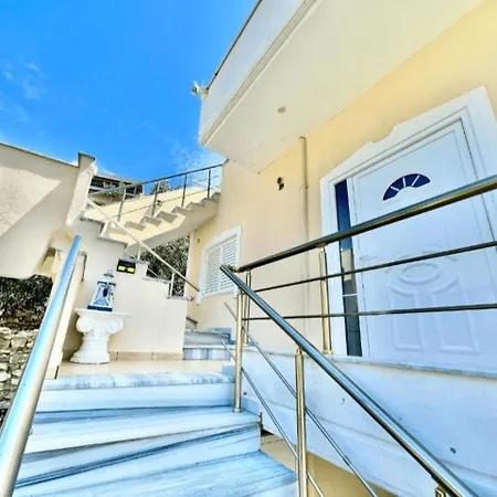 Sunset In - Sea View & Balcony * Sarande